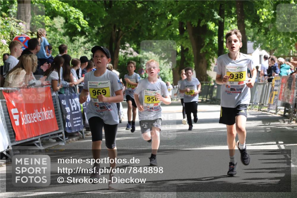 17.05.2025 - Störlauf Strokosch-Dieckow http://msf.ph/oto/7848898 17.05.2025 14:12:23 Ziel 40, 969, 950, 956, 2025, 938 meine-sportfotos.de