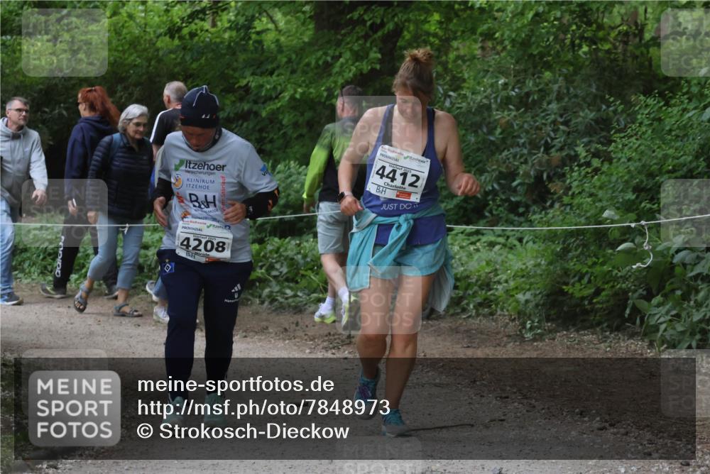 17.05.2025 - Störlauf Strokosch-Dieckow http://msf.ph/oto/7848973 17.05.2025 19:12:37 Laufen 4208, 4412 meine-sportfotos.de