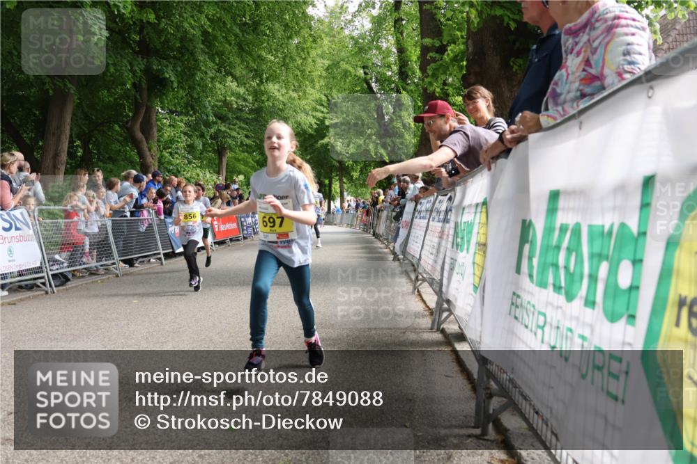 17.05.2025 - Störlauf Strokosch-Dieckow http://msf.ph/oto/7849088 17.05.2025 14:13:49 Ziel 856, 697 meine-sportfotos.de