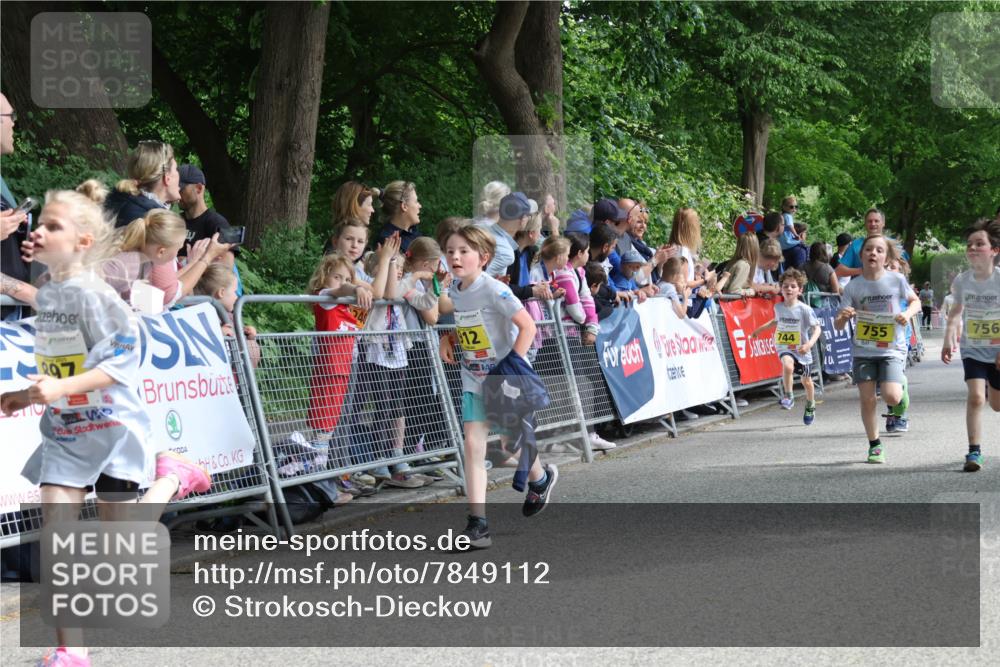 17.05.2025 - Störlauf Strokosch-Dieckow http://msf.ph/oto/7849112 17.05.2025 14:13:58 Ziel 97, 912, 744, 755, 756 meine-sportfotos.de