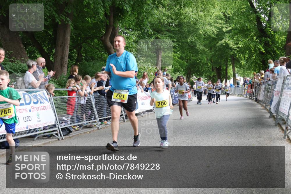 17.05.2025 - Störlauf Strokosch-Dieckow http://msf.ph/oto/7849228 17.05.2025 14:14:51 Ziel 768, 0000, 701, 700, 845, 10 meine-sportfotos.de