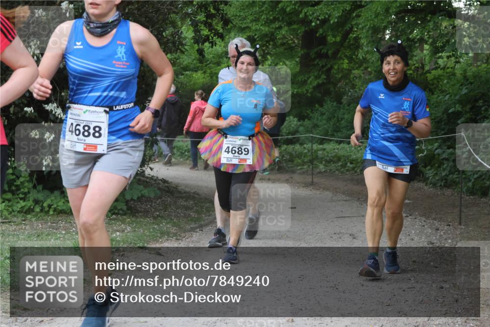17.05.2025 - Störlauf Strokosch-Dieckow http://msf.ph/oto/7849240 17.05.2025 19:15:10 Laufen 2025, 4688, 4689 meine-sportfotos.de