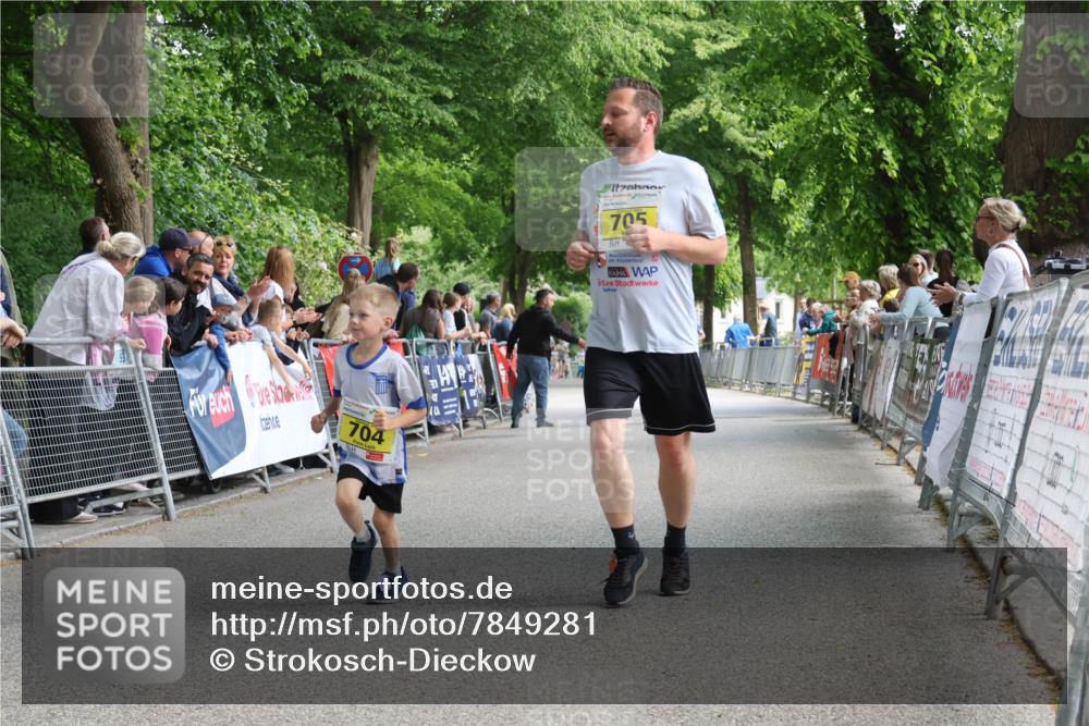 17.05.2025 - Störlauf Strokosch-Dieckow http://msf.ph/oto/7849281 17.05.2025 14:15:18 Ziel 704, 705 meine-sportfotos.de