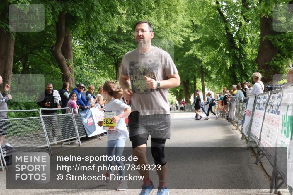 17.05.2025 - Störlauf Strokosch-Dieckow http://msf.ph/oto/7849323 17.05.2025 14:15:50 Ziel 882 meine-sportfotos.de