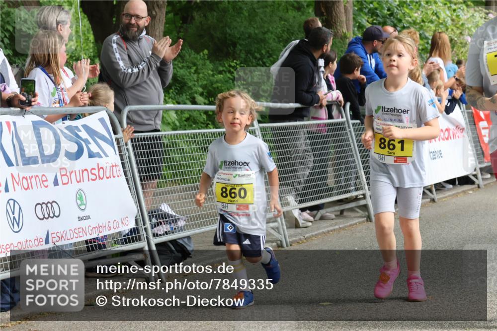 17.05.2025 - Störlauf Strokosch-Dieckow http://msf.ph/oto/7849335 17.05.2025 14:15:57 Ziel 0000, 2025, 860, 861 meine-sportfotos.de