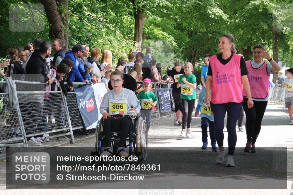 17.05.2025 - Störlauf Strokosch-Dieckow http://msf.ph/oto/7849361 17.05.2025 14:16:24 Ziel 906, 761, 40, 790, 91, 852 meine-sportfotos.de