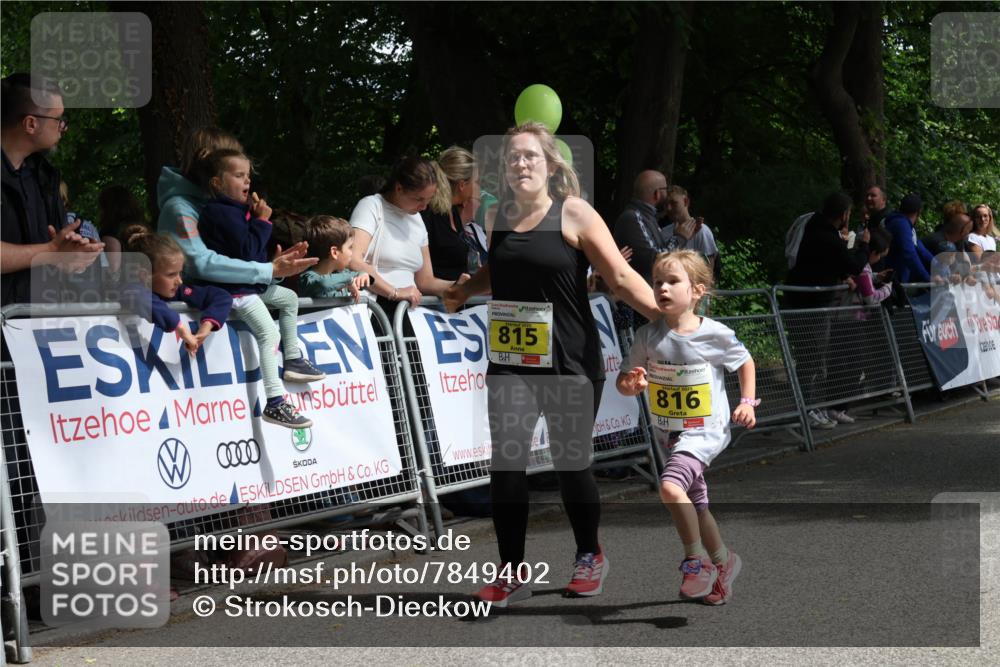 17.05.2025 - Störlauf Strokosch-Dieckow http://msf.ph/oto/7849402 17.05.2025 14:16:38 Ziel 0000, 815, 816 meine-sportfotos.de