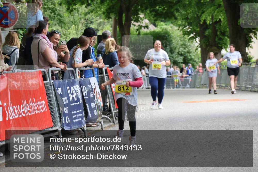 17.05.2025 - Störlauf Strokosch-Dieckow http://msf.ph/oto/7849493 17.05.2025 14:19:02 Ziel 7, 10, 811, 4, 7, 25524, 812 meine-sportfotos.de