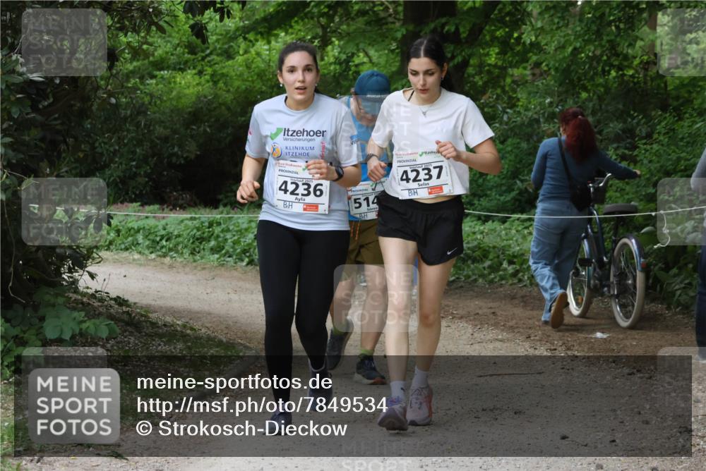 17.05.2025 - Störlauf Strokosch-Dieckow http://msf.ph/oto/7849534 17.05.2025 19:20:11 Laufen 2025, 4236, 514, 2025, 4237 meine-sportfotos.de