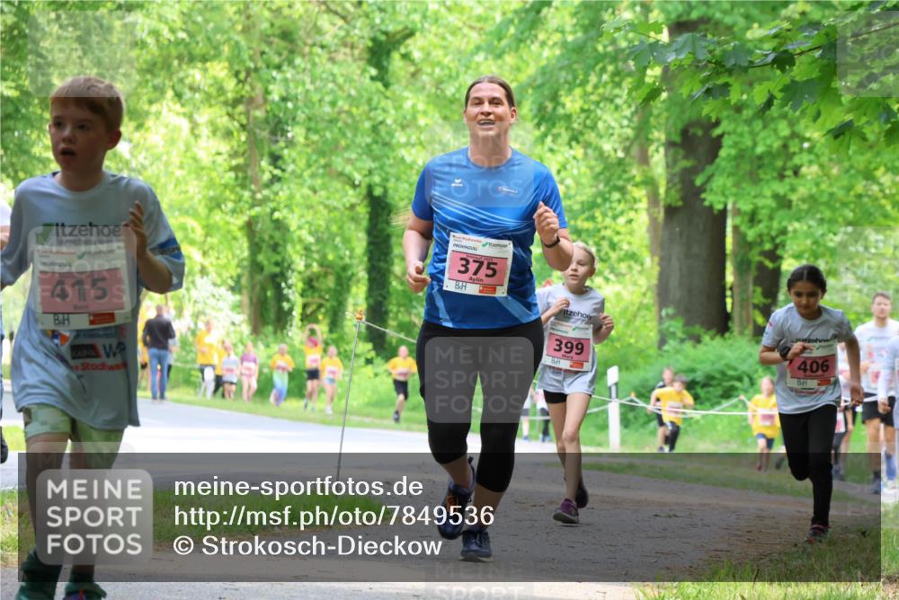 17.05.2025 - Störlauf Strokosch-Dieckow http://msf.ph/oto/7849536 17.05.2025 13:54:59 Laufen 10, 9, 415, 375, 399, 406 meine-sportfotos.de
