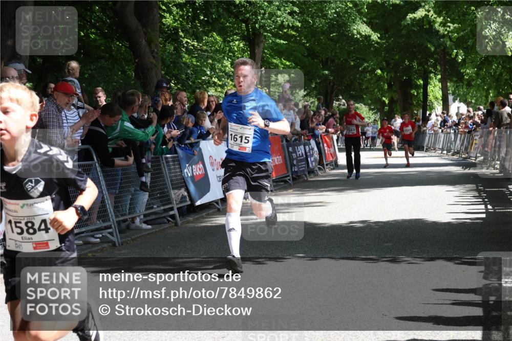 17.05.2025 - Störlauf Strokosch-Dieckow http://msf.ph/oto/7849862 17.05.2025 14:41:09 Ziel 2025, 1584, 1615 meine-sportfotos.de