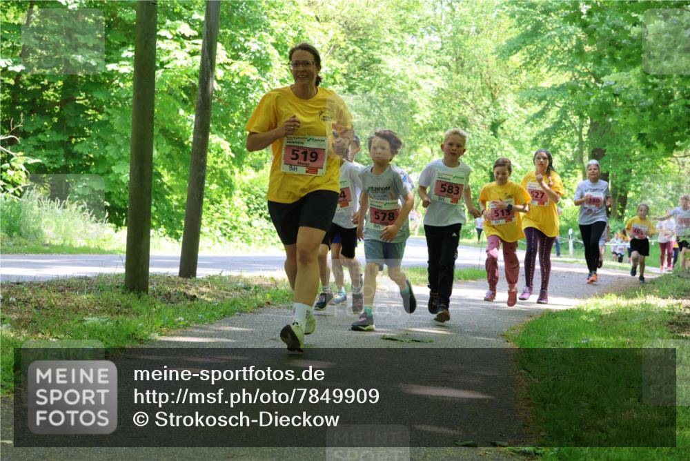 17.05.2025 - Störlauf Strokosch-Dieckow http://msf.ph/oto/7849909 17.05.2025 13:56:37 Laufen 519, 583, 513, 465, 578 meine-sportfotos.de