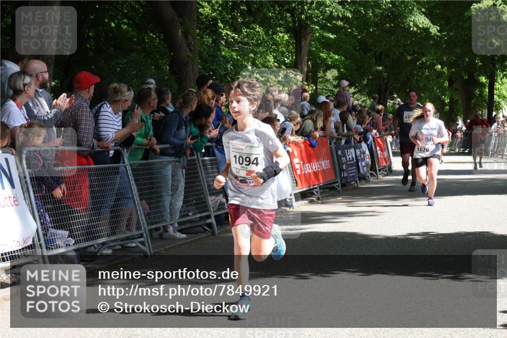 17.05.2025 - Störlauf Strokosch-Dieckow http://msf.ph/oto/7849921 17.05.2025 14:41:36 Ziel 1094, 4, 15, 1620 meine-sportfotos.de