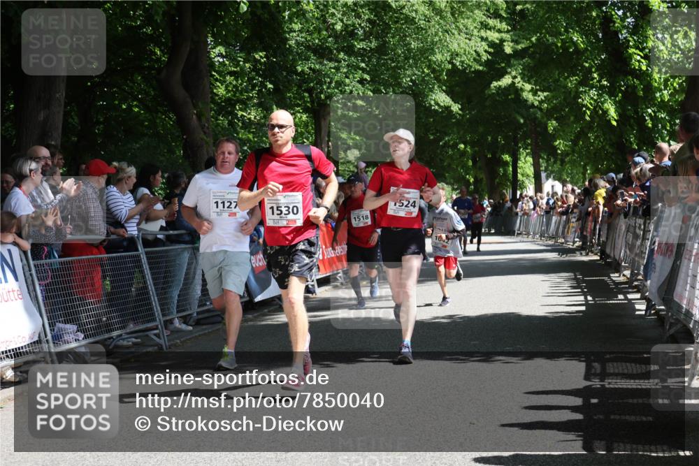 17.05.2025 - Störlauf Strokosch-Dieckow http://msf.ph/oto/7850040 17.05.2025 14:42:31 Ziel 1127, 1530, 1518, 524, 1042 meine-sportfotos.de