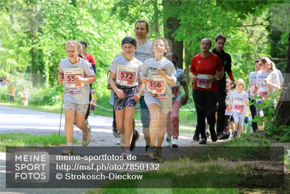 17.05.2025 - Störlauf Strokosch-Dieckow http://msf.ph/oto/7850132 17.05.2025 13:57:53 Laufen 55, 572, 556, 93, 660, 626, 625 meine-sportfotos.de