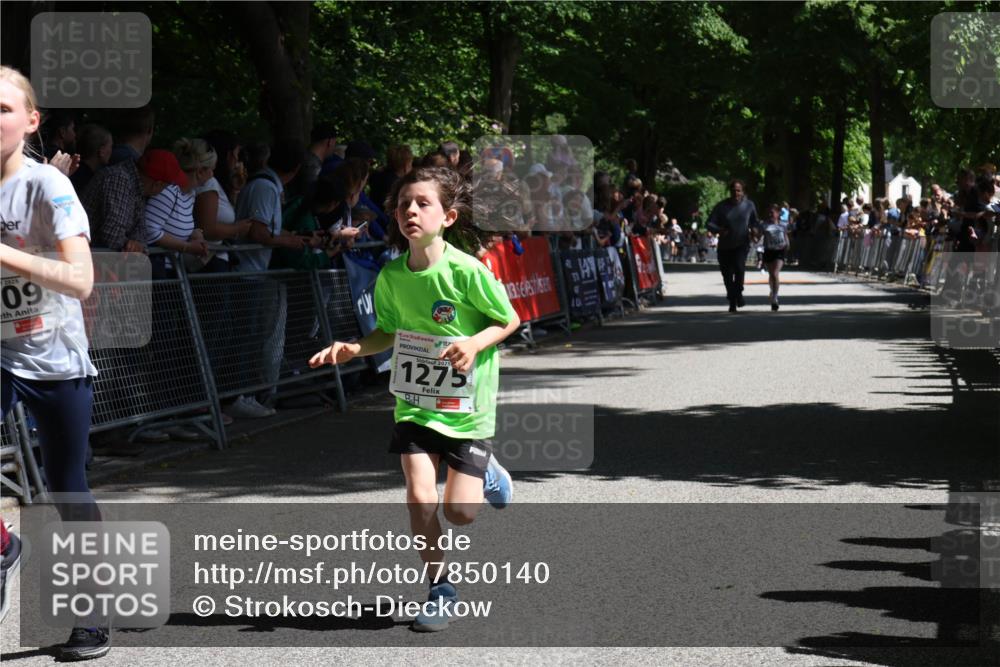 17.05.2025 - Störlauf Strokosch-Dieckow http://msf.ph/oto/7850140 17.05.2025 14:43:12 Ziel 2025, 09, 2025, 1275, 135, 11 meine-sportfotos.de
