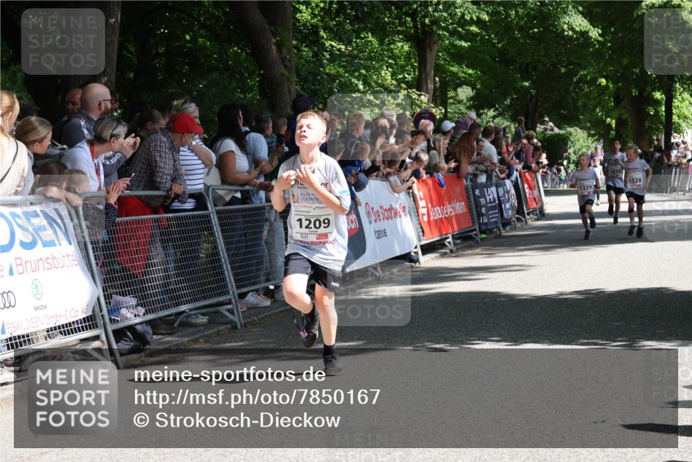 17.05.2025 - Störlauf Strokosch-Dieckow http://msf.ph/oto/7850167 17.05.2025 14:43:32 Ziel 0, 1209, 10, 1329, 1639, 1328 meine-sportfotos.de