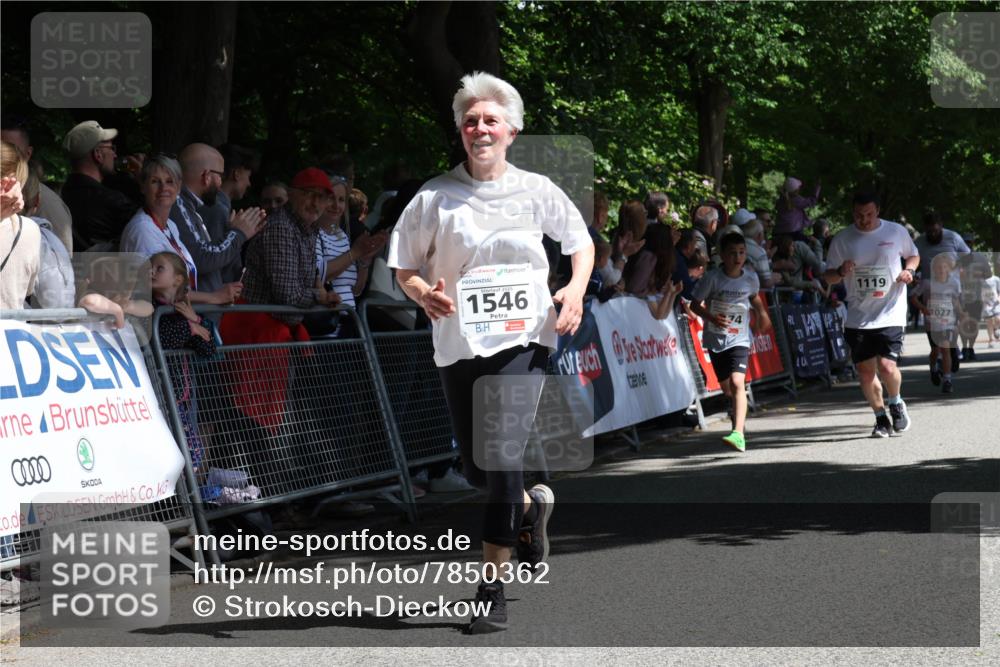 17.05.2025 - Störlauf Strokosch-Dieckow http://msf.ph/oto/7850362 17.05.2025 14:45:20 Ziel 0000, 1546, 1119, 34, 1027 meine-sportfotos.de