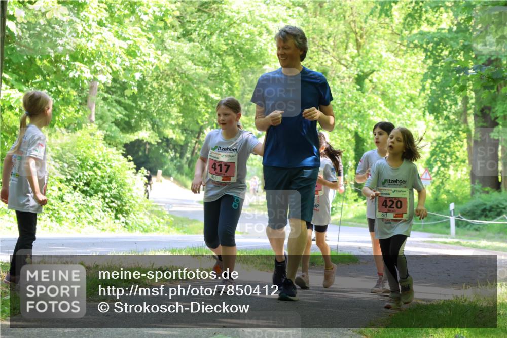 17.05.2025 - Störlauf Strokosch-Dieckow http://msf.ph/oto/7850412 17.05.2025 14:00:04 Laufen 417, 420 meine-sportfotos.de