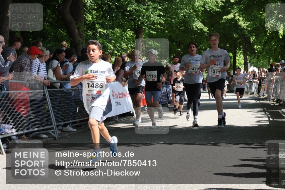 17.05.2025 - Störlauf Strokosch-Dieckow http://msf.ph/oto/7850413 17.05.2025 14:45:38 Ziel 114, 1486, 1110, 158, 1429, 1511, 10 meine-sportfotos.de
