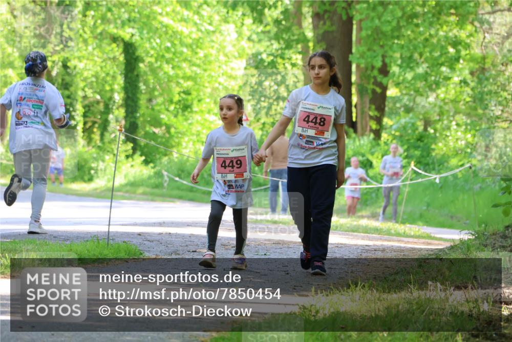 17.05.2025 - Störlauf Strokosch-Dieckow http://msf.ph/oto/7850454 17.05.2025 14:00:59 Laufen 25, 449, 448 meine-sportfotos.de