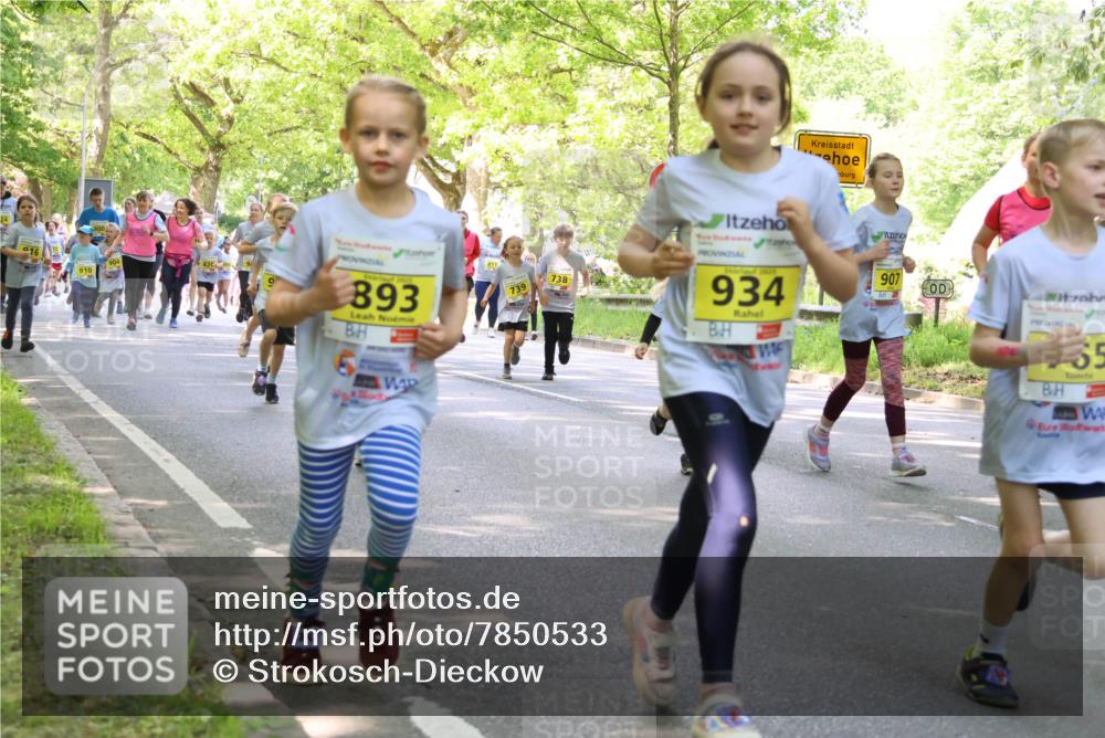 17.05.2025 - Störlauf Strokosch-Dieckow http://msf.ph/oto/7850533 17.05.2025 14:01:45 Laufen 16, 910, 900, 893, 811, 738, 2025, 934, 907, 35 meine-sportfotos.de