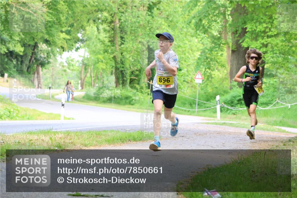 17.05.2025 - Störlauf Strokosch-Dieckow http://msf.ph/oto/7850661 17.05.2025 14:07:23 Laufen 896, 891 meine-sportfotos.de