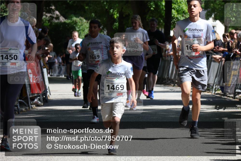 17.05.2025 - Störlauf Strokosch-Dieckow http://msf.ph/oto/7850707 17.05.2025 14:48:31 Ziel 1402, 2025, 1450, 1649, 108140, 2025, 1469, 53, 16 meine-sportfotos.de