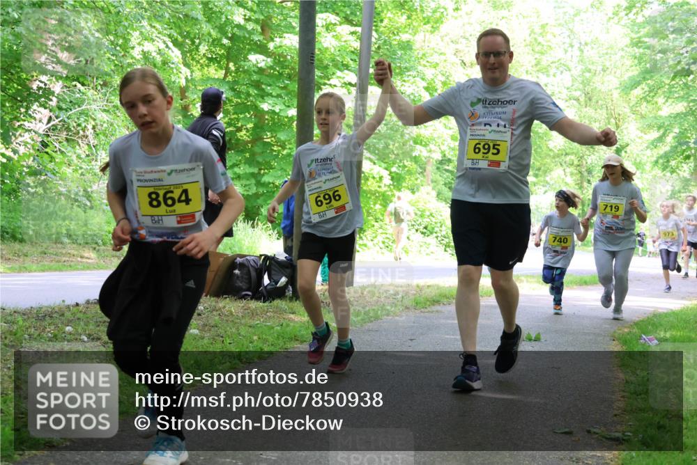 17.05.2025 - Störlauf Strokosch-Dieckow http://msf.ph/oto/7850938 17.05.2025 14:10:09 Laufen 2025, 864, 696, 74, 695, 740, 719, 973 meine-sportfotos.de