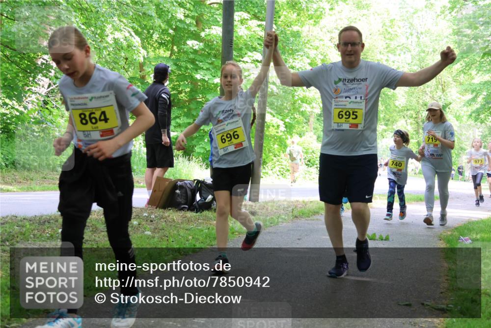 17.05.2025 - Störlauf Strokosch-Dieckow http://msf.ph/oto/7850942 17.05.2025 14:10:09 Laufen 864, 696, 695, 740, 719, 973 meine-sportfotos.de