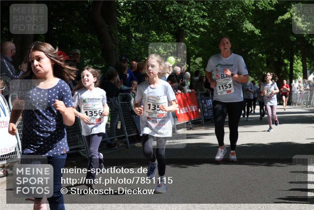 17.05.2025 - Störlauf Strokosch-Dieckow http://msf.ph/oto/7851115 17.05.2025 14:53:03 Ziel 1356, 202, 135, 1153, 1142, 397 meine-sportfotos.de