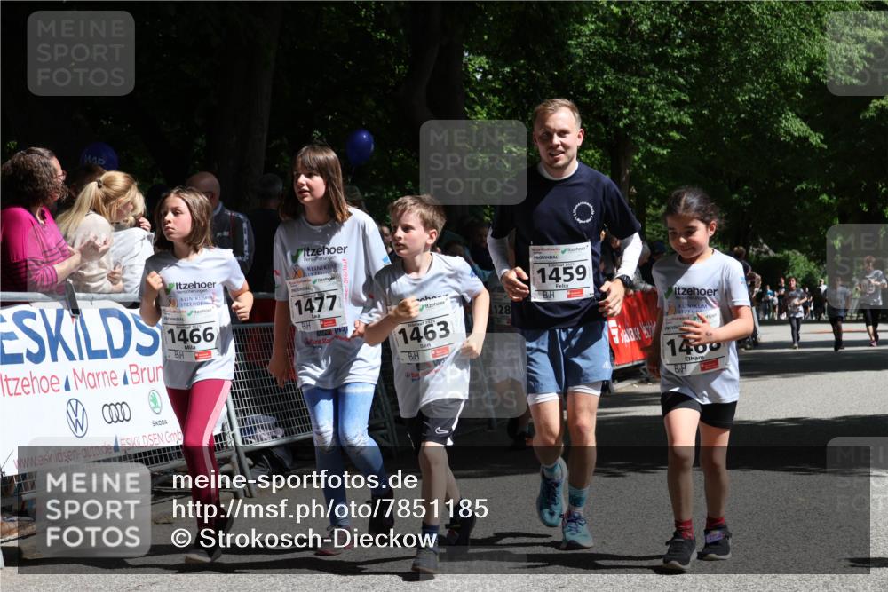 17.05.2025 - Störlauf Strokosch-Dieckow http://msf.ph/oto/7851185 17.05.2025 14:54:05 Ziel 0000, 1466, 1477, 1459, 128, 1463, 1400 meine-sportfotos.de