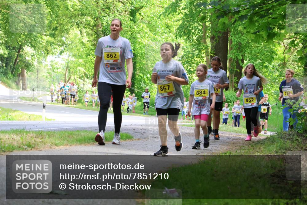 17.05.2025 - Störlauf Strokosch-Dieckow http://msf.ph/oto/7851210 17.05.2025 14:11:40 Laufen 862, 867, 884, 18, 952, 73, 28 meine-sportfotos.de