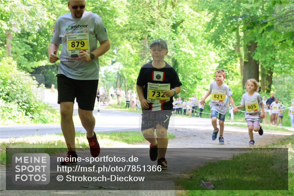 17.05.2025 - Störlauf Strokosch-Dieckow http://msf.ph/oto/7851366 17.05.2025 14:12:27 Laufen 879, 732, 821, 805 meine-sportfotos.de