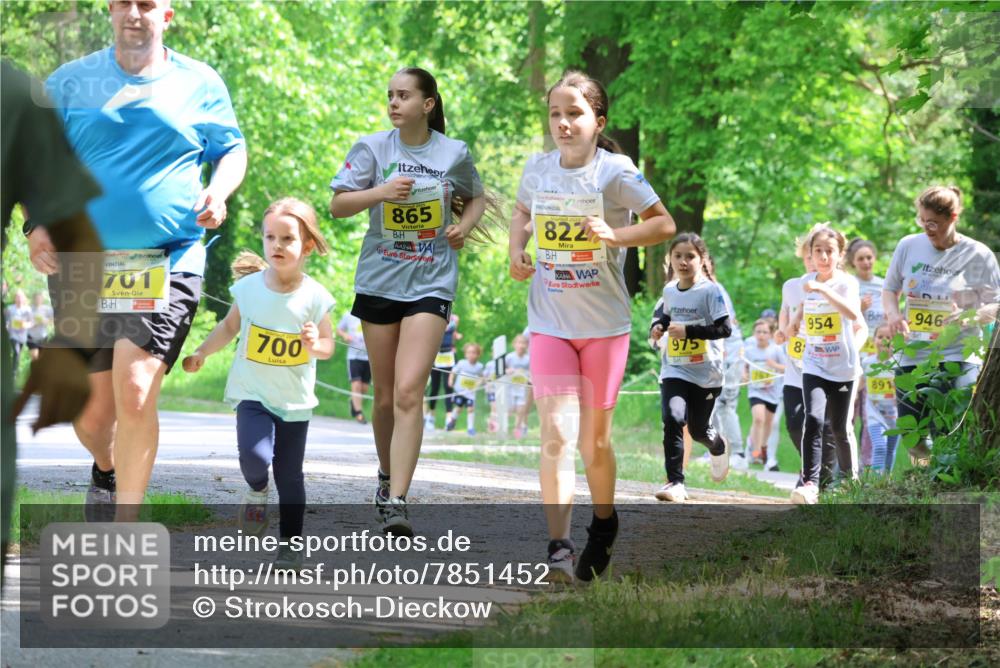 17.05.2025 - Störlauf Strokosch-Dieckow http://msf.ph/oto/7851452 17.05.2025 14:12:53 Laufen 701, 700, 2025, 865, 822, 975, 954, 8, 20, 946, 891 meine-sportfotos.de