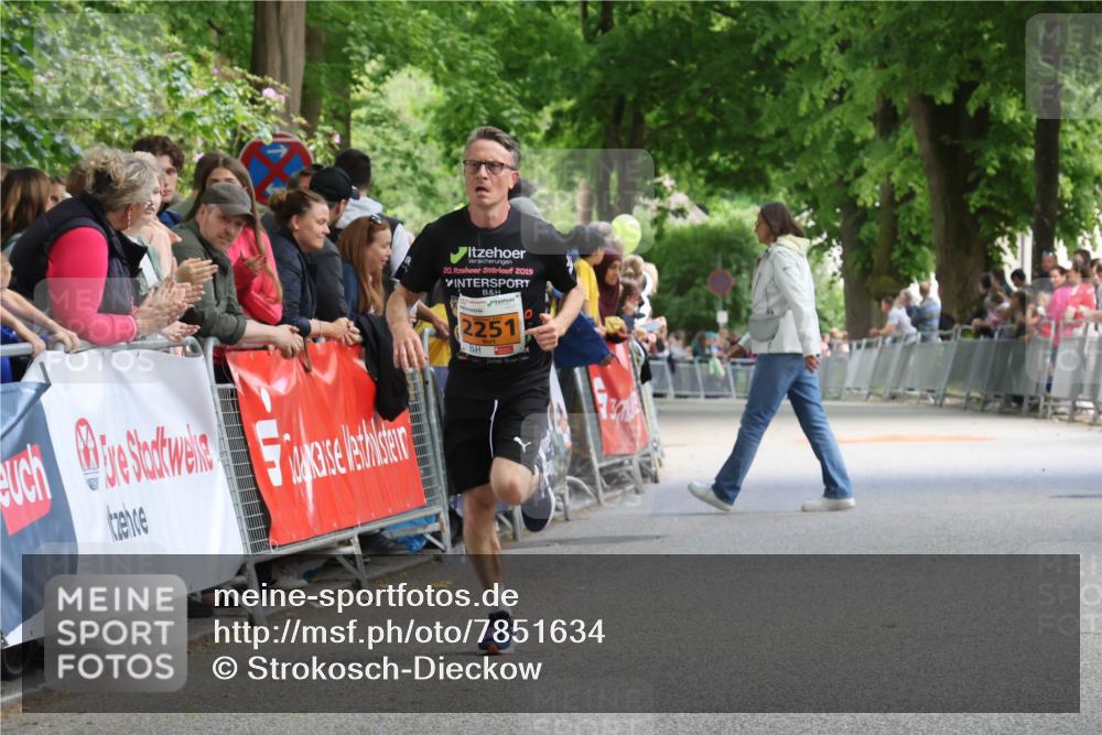17.05.2025 - Störlauf Strokosch-Dieckow http://msf.ph/oto/7851634 17.05.2025 15:20:51 Ziel 20, 2019, 2251 meine-sportfotos.de
