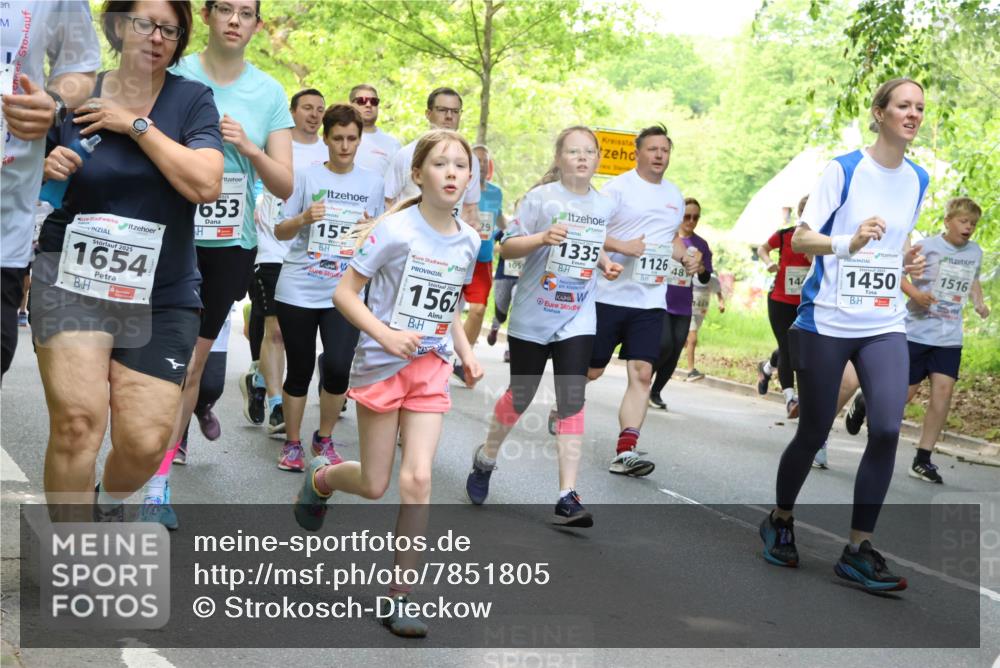 17.05.2025 - Störlauf Strokosch-Dieckow http://msf.ph/oto/7851805 17.05.2025 14:17:18 Laufen 2025, 1654, 653, 155, 18, 2025, 1562, 1335, 1126, 48, 105, 3, 1469, 14, 1450, 1516 meine-sportfotos.de