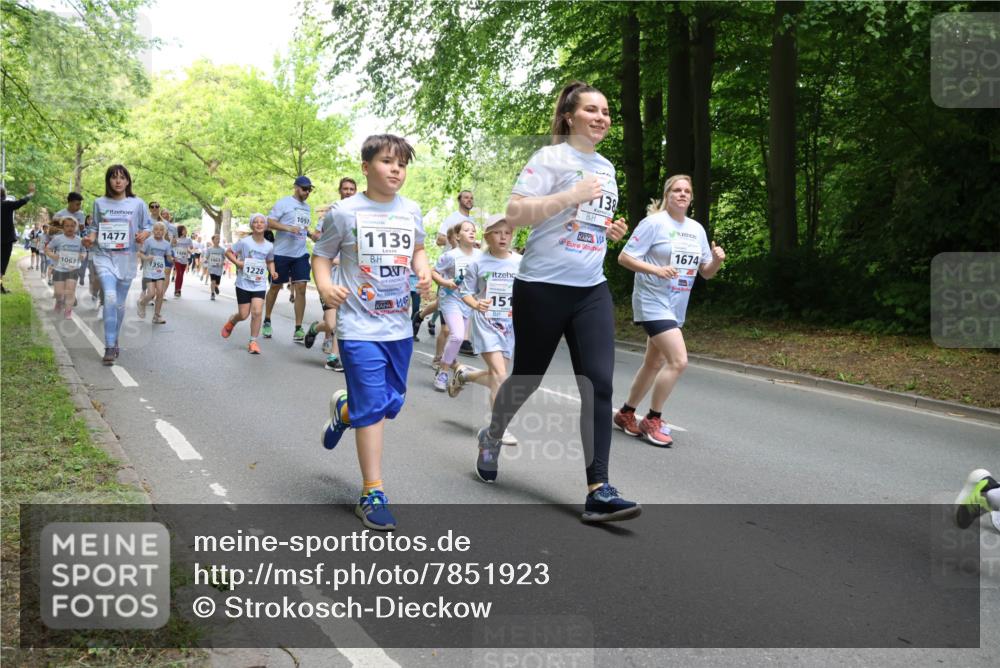 17.05.2025 - Störlauf Strokosch-Dieckow http://msf.ph/oto/7851923 17.05.2025 14:17:48 Laufen 1067, 1477, 1350, 1228, 1097, 1139, 151, 138, 1674, 2 meine-sportfotos.de