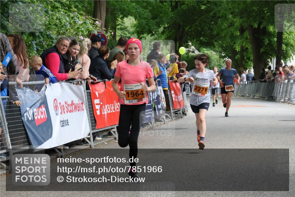 17.05.2025 - Störlauf Strokosch-Dieckow http://msf.ph/oto/7851966 17.05.2025 15:25:44 Ziel 1964, 2271, 2349 meine-sportfotos.de