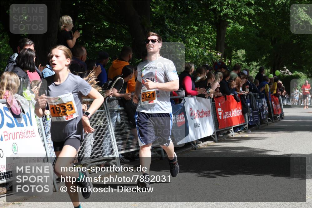 17.05.2025 - Störlauf Strokosch-Dieckow http://msf.ph/oto/7852031 17.05.2025 15:26:44 Ziel 1933, 2321 meine-sportfotos.de