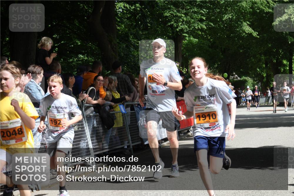 17.05.2025 - Störlauf Strokosch-Dieckow http://msf.ph/oto/7852102 17.05.2025 15:27:26 Ziel 2015, 2048, 192, 1910 meine-sportfotos.de