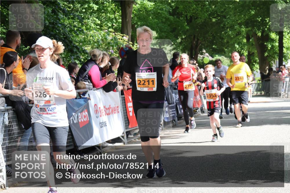 17.05.2025 - Störlauf Strokosch-Dieckow http://msf.ph/oto/7852114 17.05.2025 15:27:41 Ziel 526, 100, 2025, 2211, 2316, 2352, 2343 meine-sportfotos.de