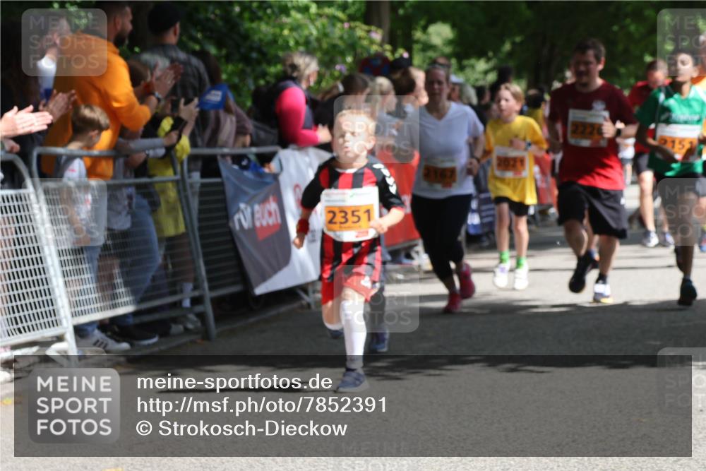 17.05.2025 - Störlauf Strokosch-Dieckow http://msf.ph/oto/7852391 17.05.2025 15:29:41 Ziel 2351, 2226, 2151 meine-sportfotos.de