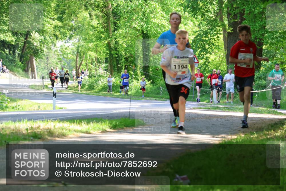 17.05.2025 - Störlauf Strokosch-Dieckow http://msf.ph/oto/7852692 17.05.2025 14:40:36 Laufen 1194, 34, 1524, 127, 425 meine-sportfotos.de