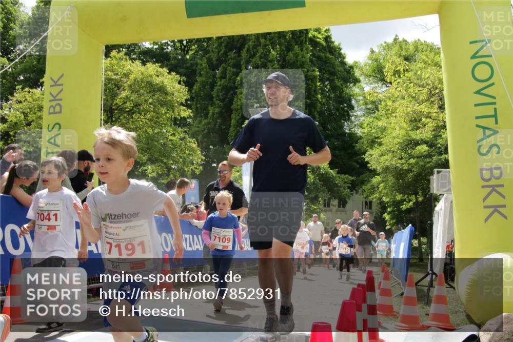 17.05.2025 - Störlauf H.Heesch http://msf.ph/oto/7852931 17.05.2025 13:02:07 Ziel  meine-sportfotos.de