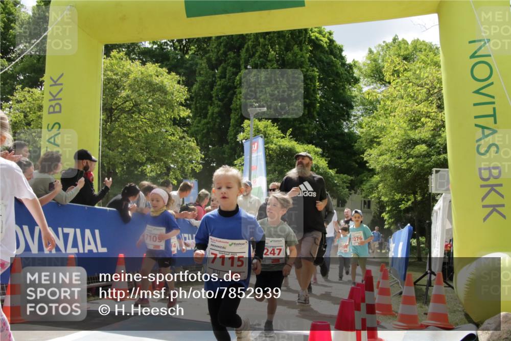 17.05.2025 - Störlauf H.Heesch http://msf.ph/oto/7852939 17.05.2025 13:02:11 Ziel  meine-sportfotos.de