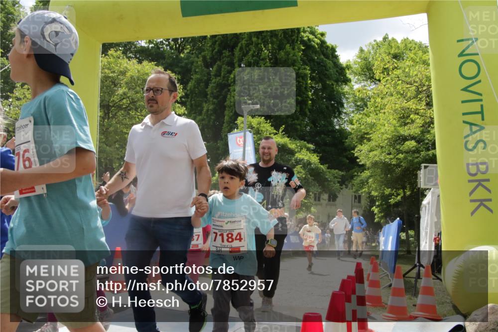 17.05.2025 - Störlauf H.Heesch http://msf.ph/oto/7852957 17.05.2025 13:02:14 Ziel  meine-sportfotos.de