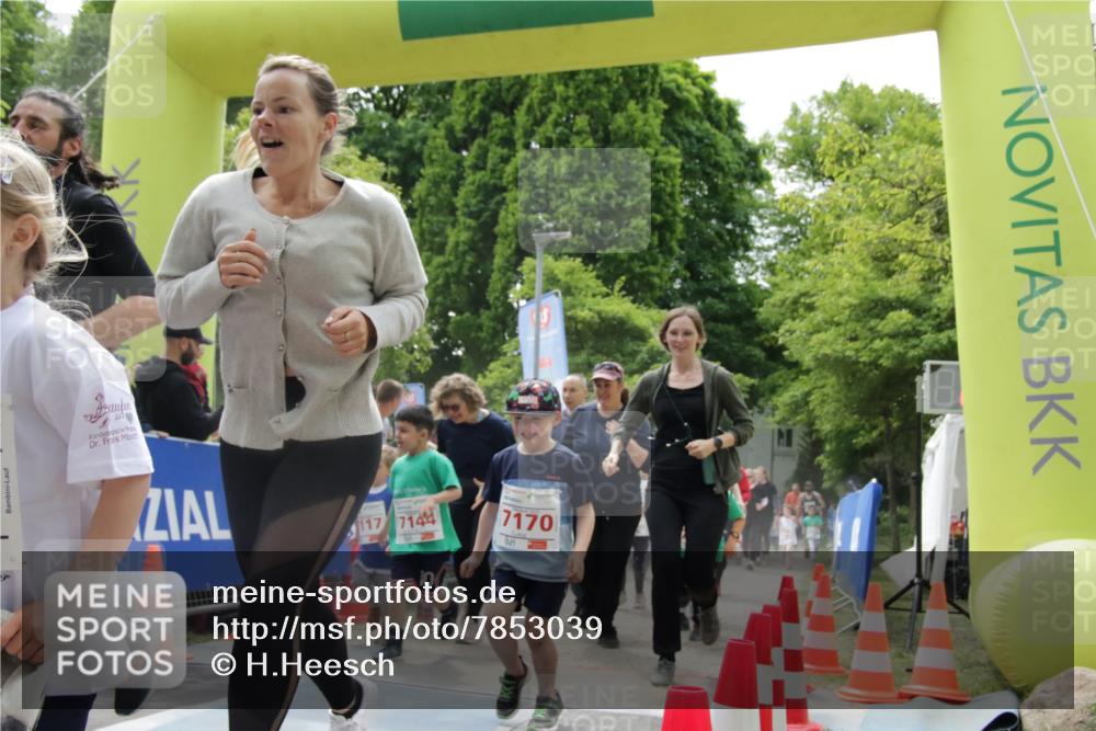 17.05.2025 - Störlauf H.Heesch http://msf.ph/oto/7853039 17.05.2025 13:02:45 Ziel  meine-sportfotos.de