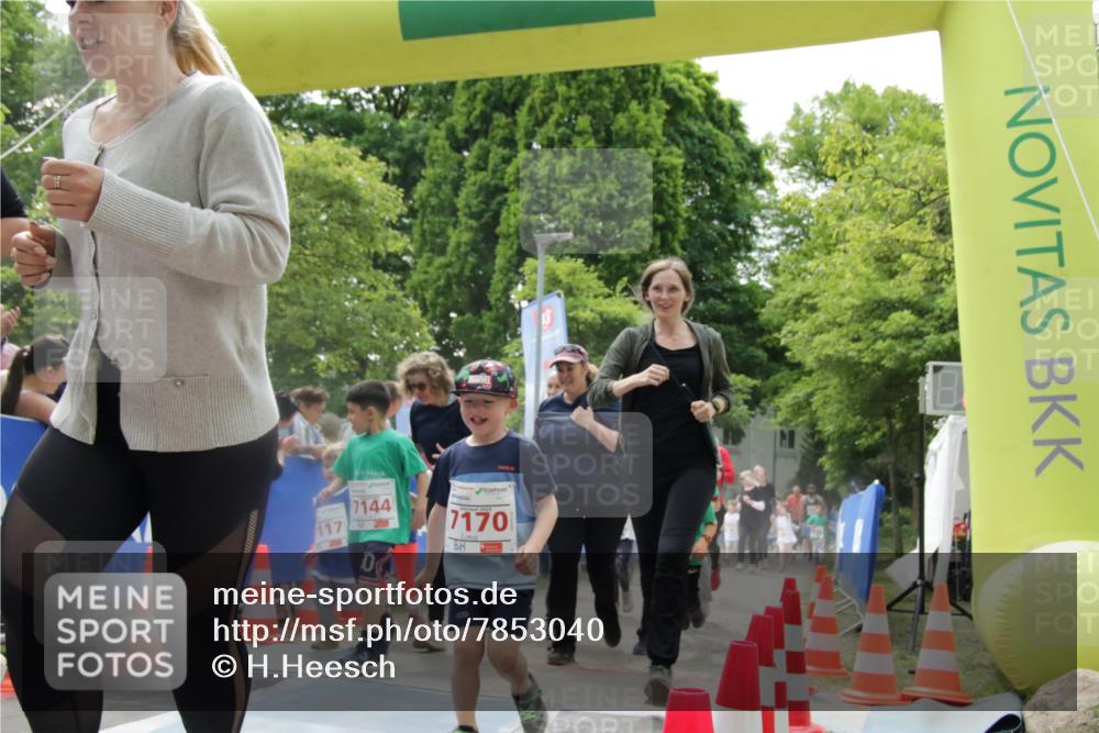 17.05.2025 - Störlauf H.Heesch http://msf.ph/oto/7853040 17.05.2025 13:02:45 Ziel  meine-sportfotos.de