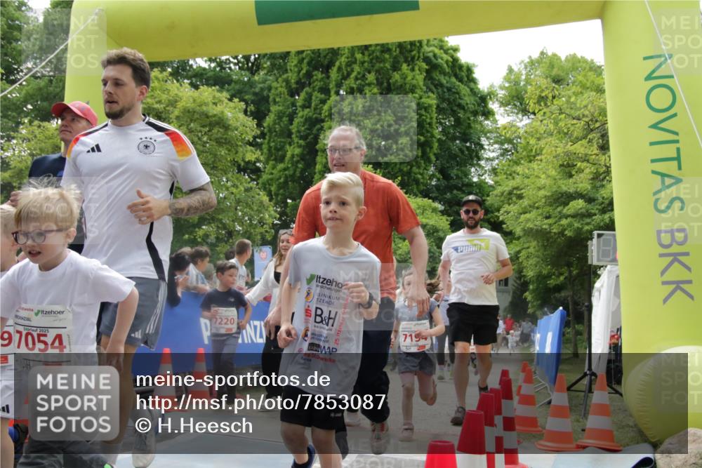 17.05.2025 - Störlauf H.Heesch http://msf.ph/oto/7853087 17.05.2025 13:02:58 Ziel  meine-sportfotos.de